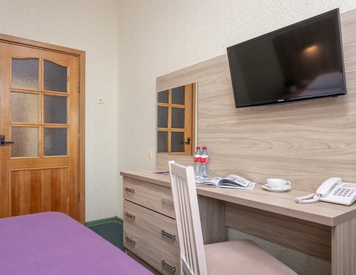 Семейный 2-местный 2-комнатный (кровать+диван) - Отель «Прометей Небуг»